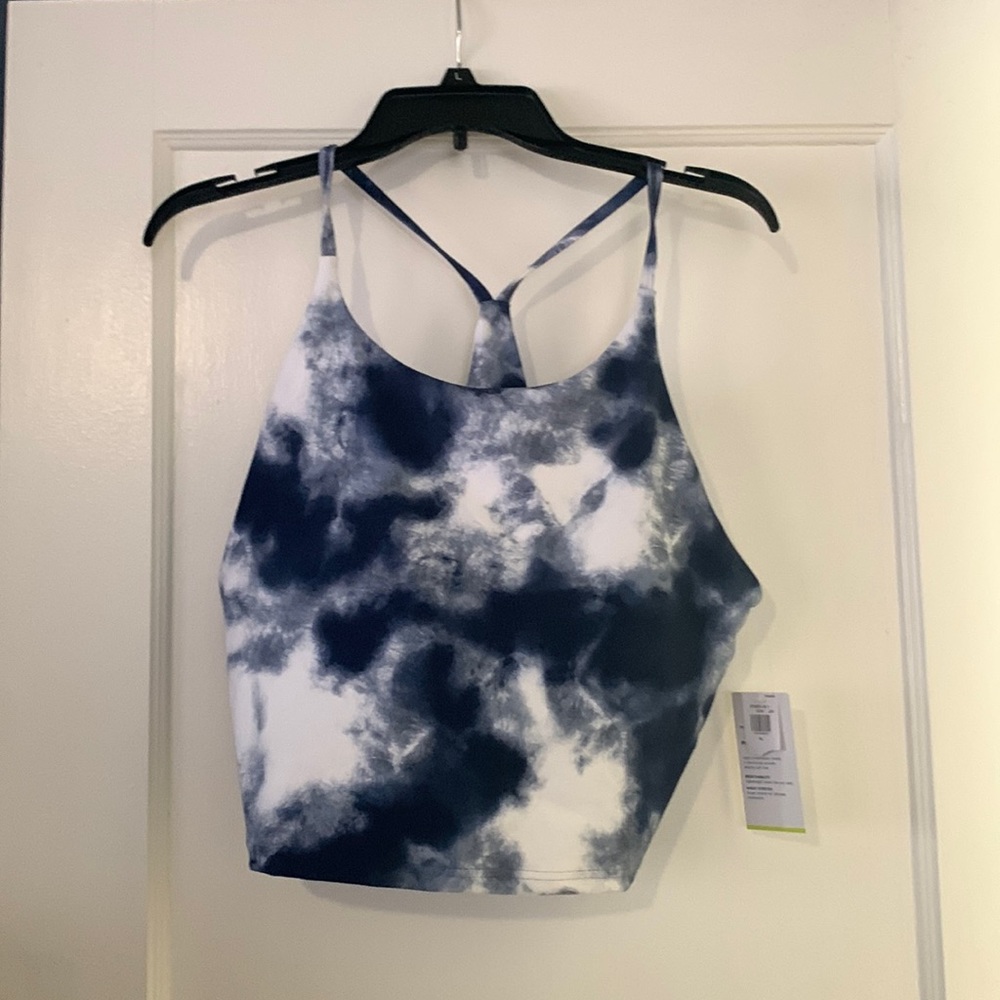 Cropped workout top with built in bra